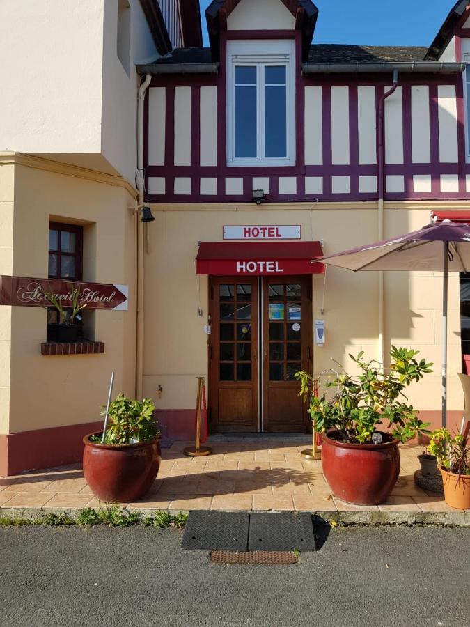Hotellerie Normande Dozulé Eksteriør billede